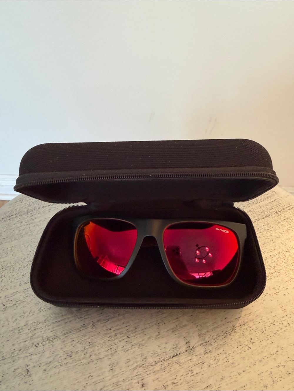 Arnette Red Temple Tip Sunglasses - Picture 8 of 8